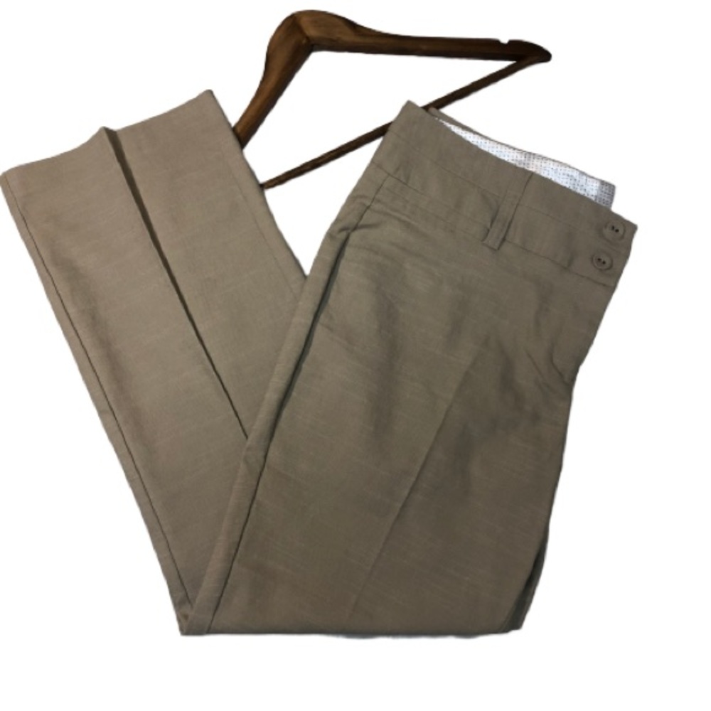NWT Maurices Cream/Khaki Dress Pants